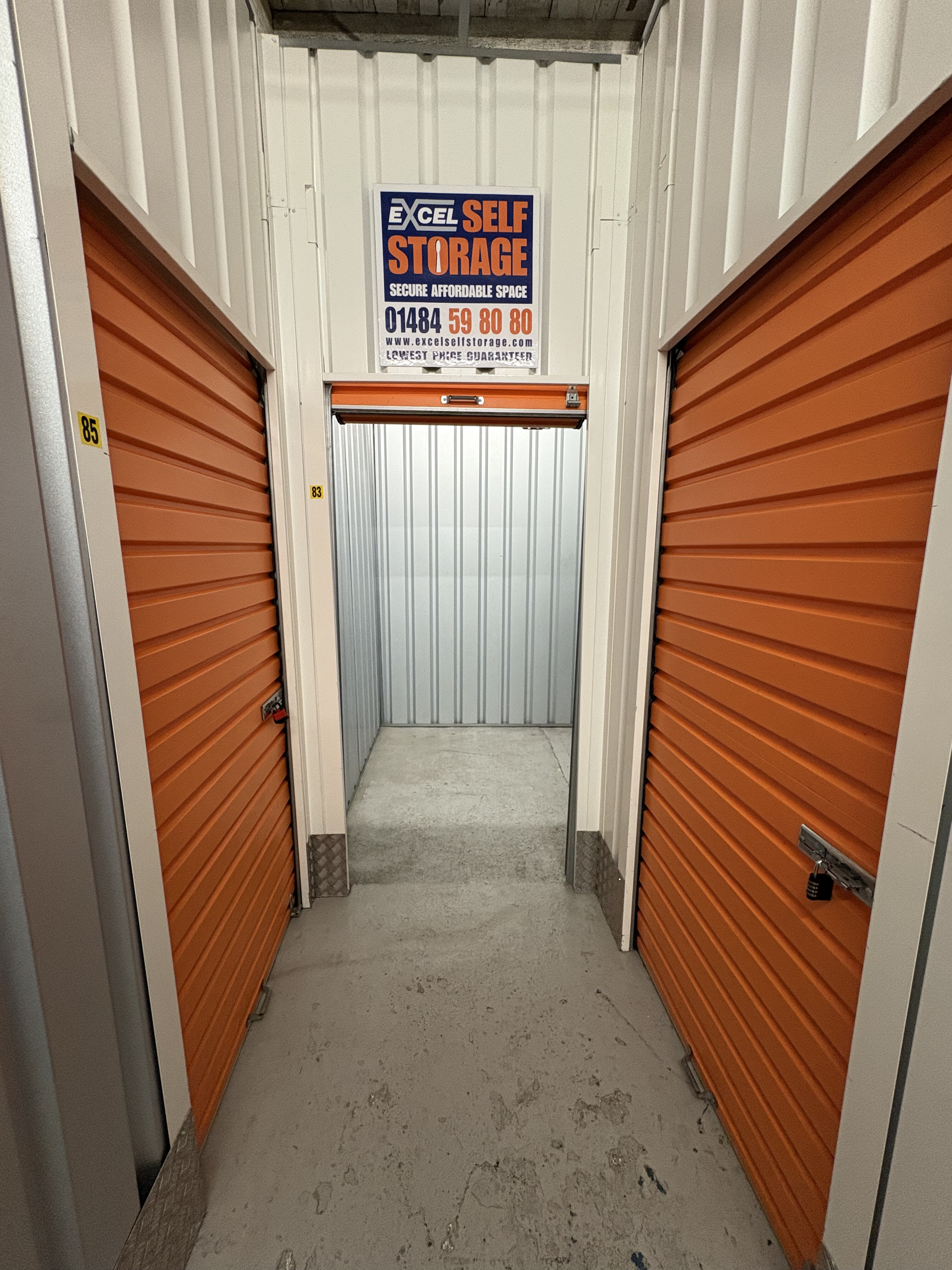 50 SQ FT - Roller Shutter Door / Small Van  (1 Bed House Move)