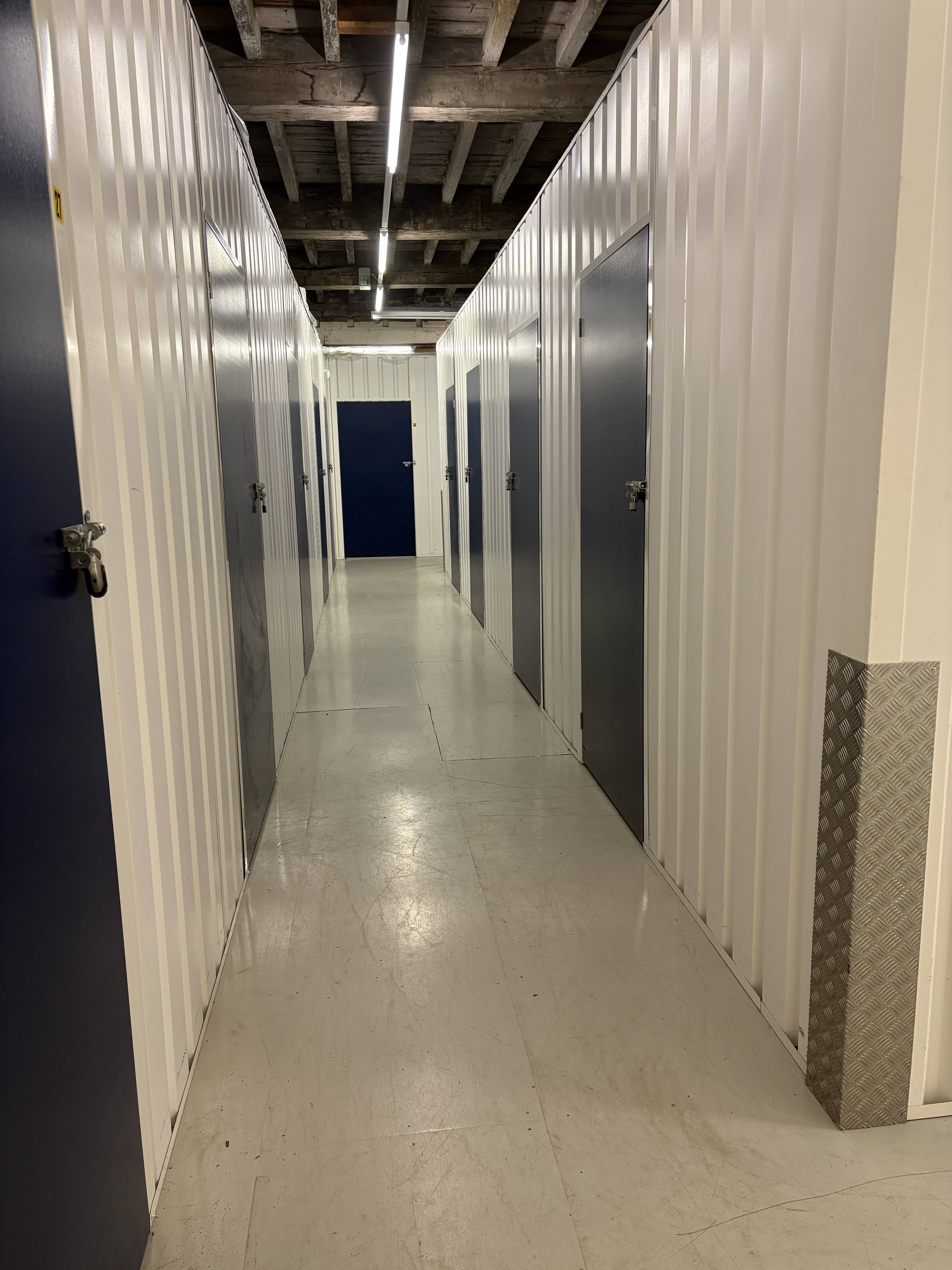 75 & 100 SQ FT - UNITS 2/3 BED HOUSE MOVES